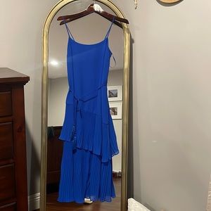 Chelsea28 Women’s 3/4 length dress, Size 2, Blue, Cocktail